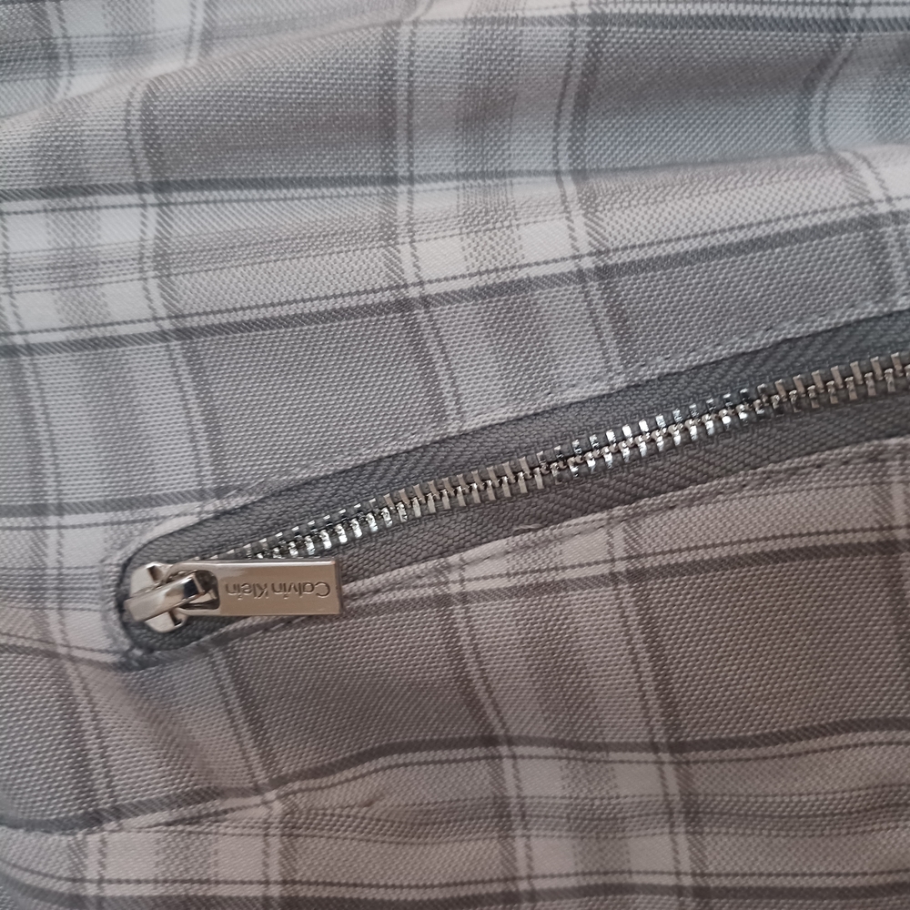 Gray Classic Dress Pants with Timeless Pattern - Picture 3 of 4